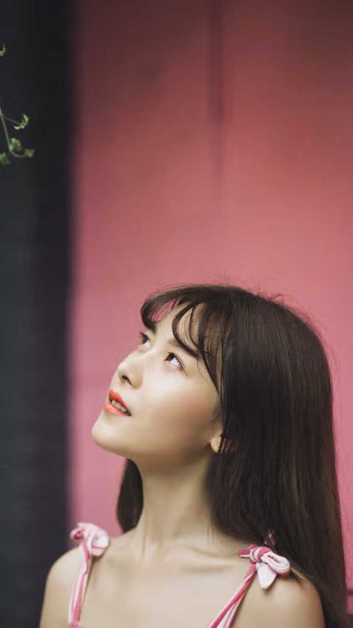 《2025全球英雄联盟冠军杯，T1战队绝杀夺冠》，2020年英雄联盟全球总决赛冠军选手