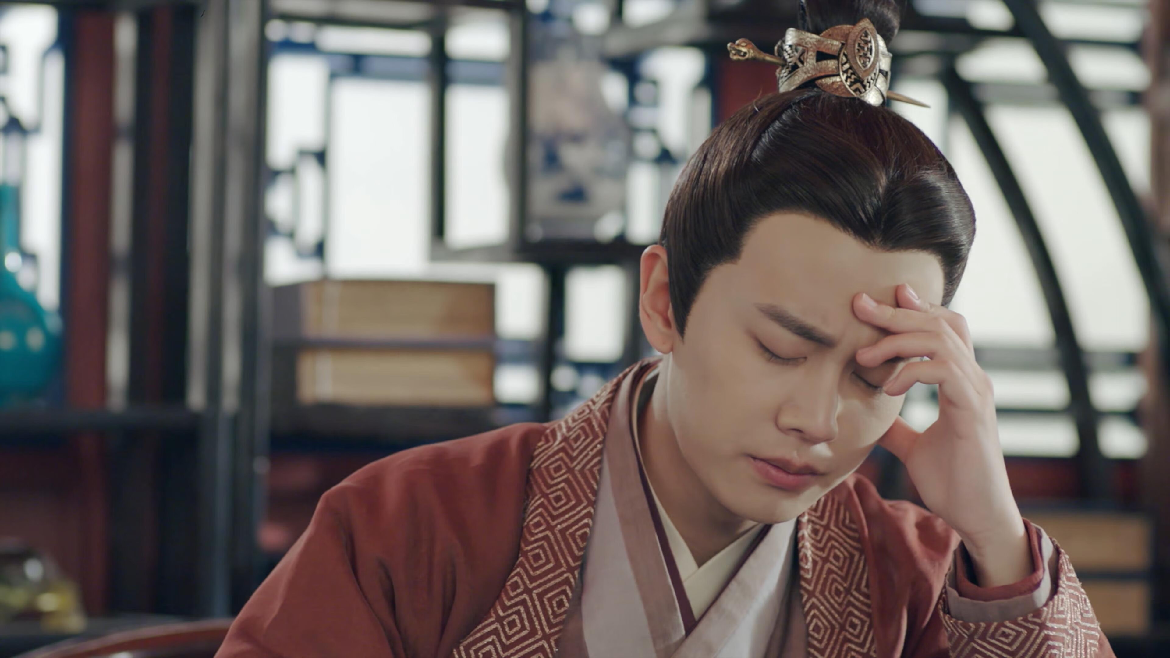 利物浦在欧冠小组赛中稳步前行，追逐冠军梦想