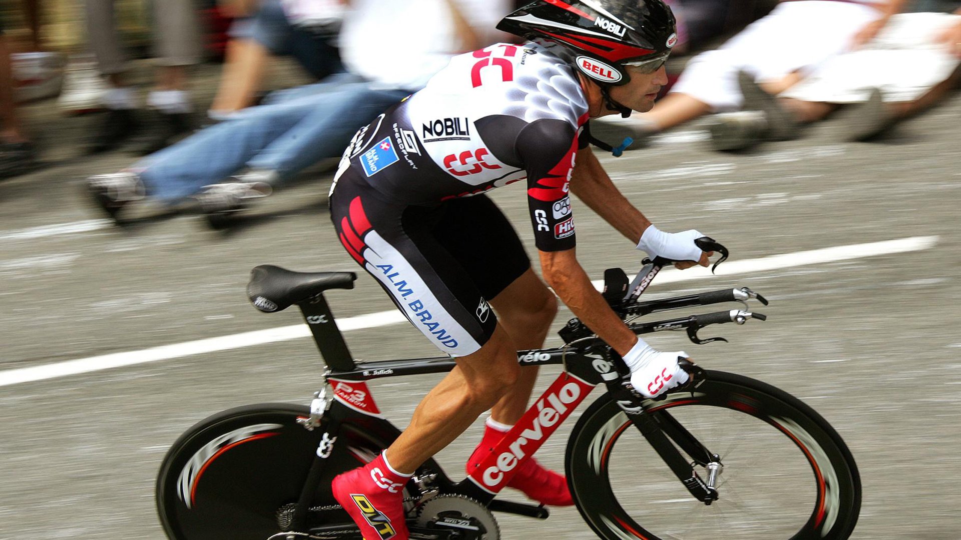 电竞与金融行业的合作共赢：投资理财，市场拓展，电竞产业与其他产业的融合